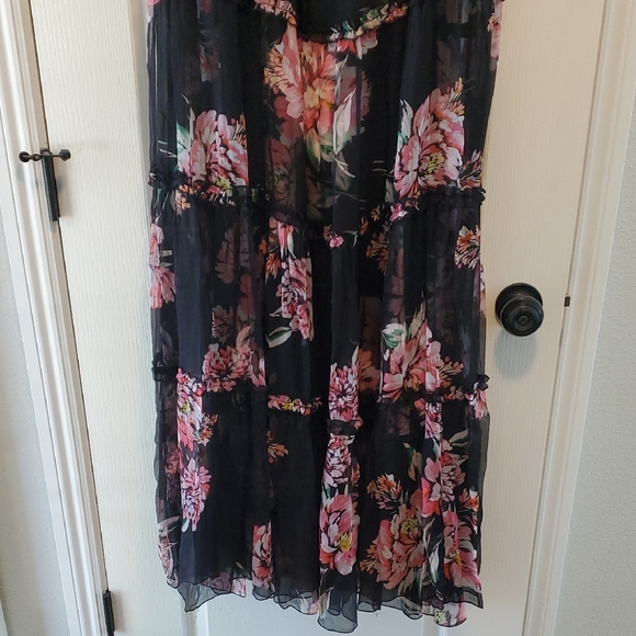 Johnny Was (Jade) Lizzy Silk Ruffle Maxi Dress - Picture 10 of 11